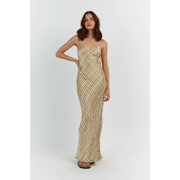 Dissh Dresses & Skirts - Dissh Dilan Satin Midi Slip Dress in Green Size 4